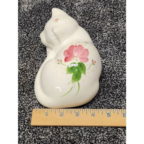 Handpainted White Sleeping Cat with Fliral Design - Picture 8 of 9